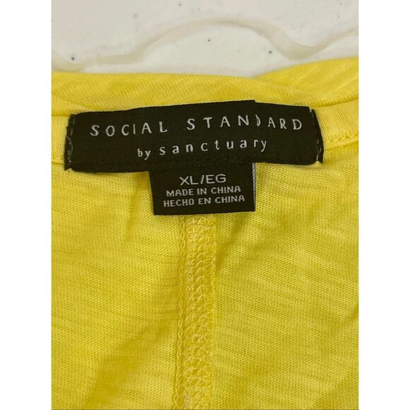 Social Standard by Sanctuary womens scoop tee NWT XL yellow - Picture 5 of 5